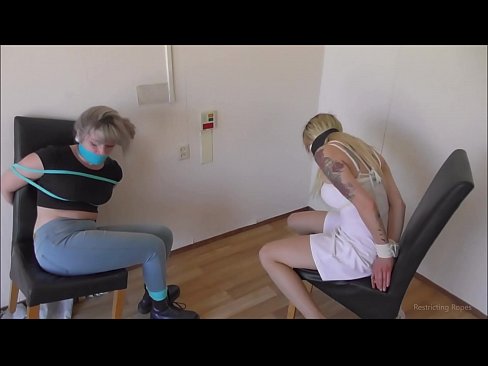 ❤️ Atkarīga / sasietas un ar aizliktām mutēm / damsel in distress ☑ Kaltais porno pie porno lv.sexvideogif.ru